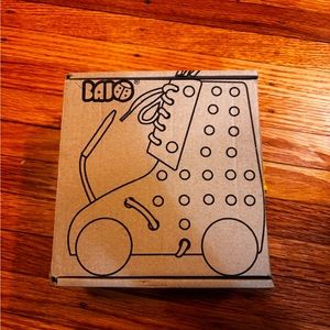 bajo shoe and needle threading lacing wooden toy montessori